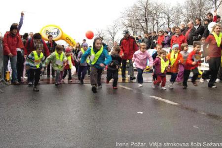 196810_151612234903063_133701080027512_338705_3549492_n