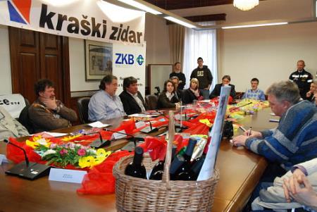 PredPust240211_0201_5