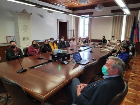 Sprejem udeležencev na Občini Sežana; Vir: Arhiv Občine Sežana