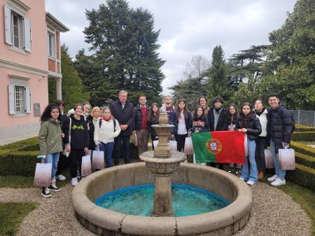 Dijaki na obisku pri županu; vir: Arhiv Občine Sežana