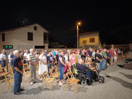 Projekcija dokumentarnega filma En Kras en Praznik. Foto: Bogdan Macarol
