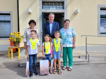 Prvi šolski dan; Vir: Arhiv Občine Sežana