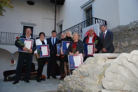 Priznanja za 30 let uspešnega dela v obrtni in podjetništvu. Foto: Olga Knez