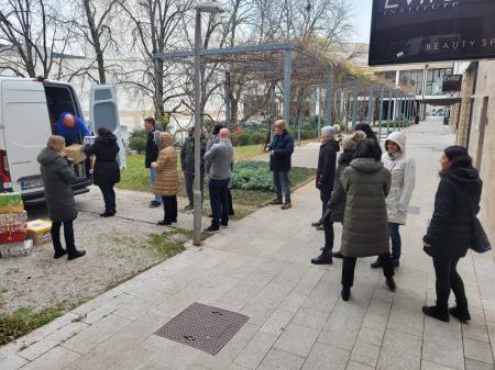 Prenos daril, Vir: Arhiv Občine Sežana