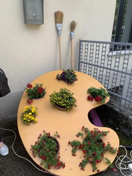 Izdelki likovne kolonije, Vir: Arhiv Občine Sežana