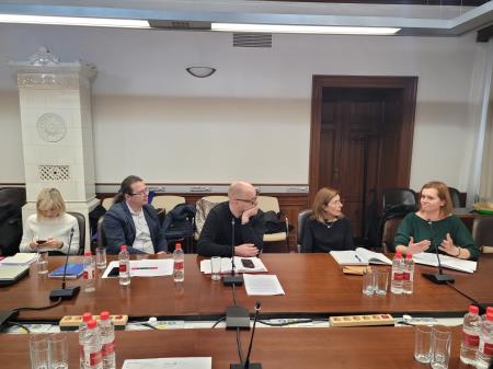 Sestanek glede objekta Doma na Krasu; Vir: Občina Sežana