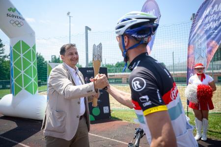 Sprejem olimpijske bakle v Sežani; Vir: Gibam KRASno