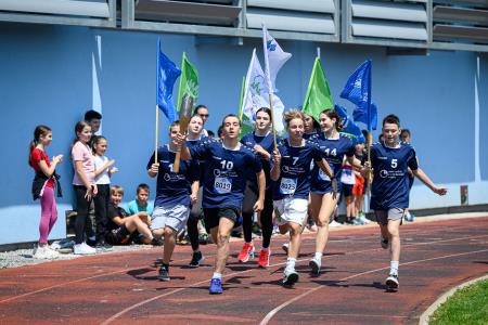 Sprejem olimpijske bakle v Sežani; Vir: Gibam KRASno