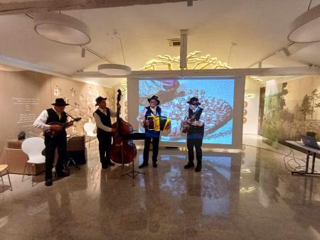 Predstavitev knjige; Vir: Občina Sežana