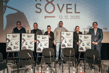 Slovesnost ob odprtju Kosovelovega leta 2026; Vir: Arhiv Občine Sežana