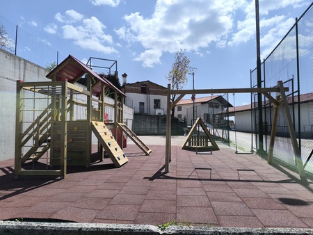 Otroška igrala, Ravnje, KS Štjak | Vir: Arhiv Občine Sežana