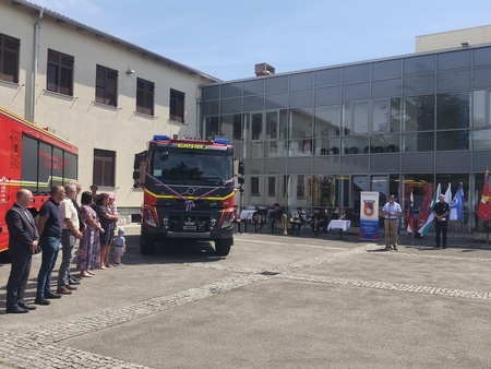 Prevzem gasilskih vozil; Vir: Občina Sežana