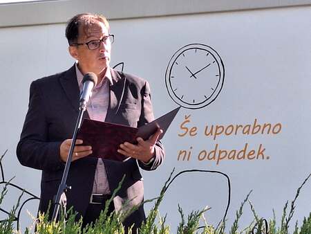 Odprtje kotička ponovne uporabe v Sežani; Vir: Komunala Sežana